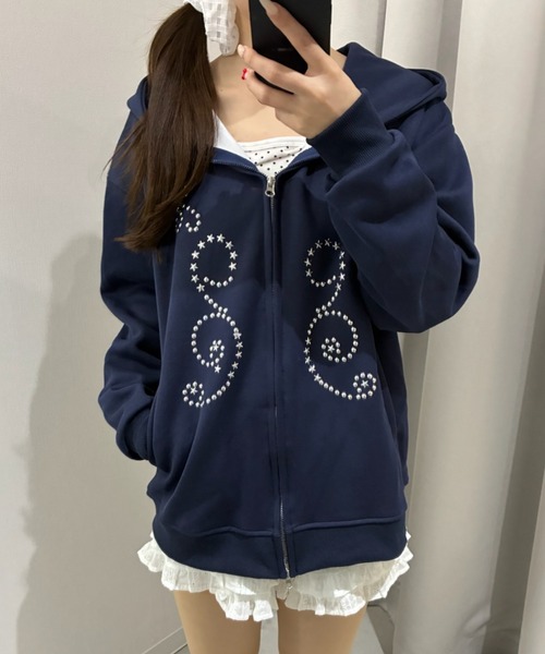 Birthday room(バースデイルーム)の「スタッズ付きダブルジップパーカー/Studded double-zip hoodie(パーカー・レディース・ネイビー・FREE)」の4枚目の写真