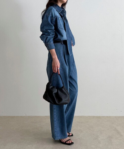 fredy emue(フレディエミュ)の「《セットアップ対応》ラップデニムパンツ(デニムパンツ・レディース・カーキ/ブルー・38/36)」の4枚目の写真