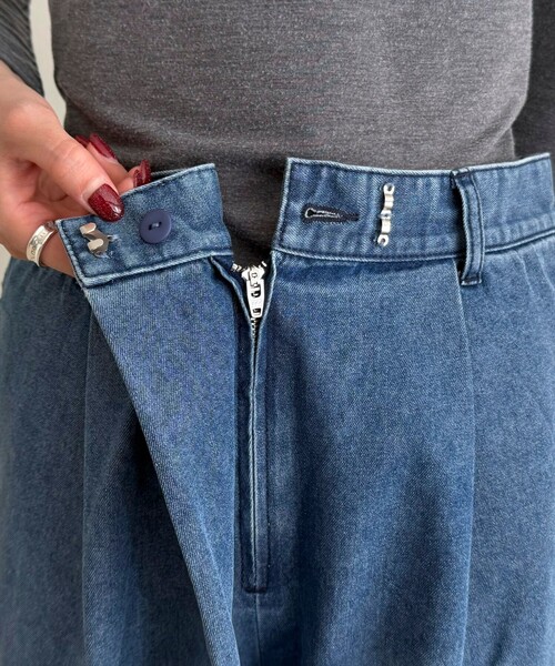 fredy emue(フレディエミュ)の「《セットアップ対応》ラップデニムパンツ(デニムパンツ・レディース・カーキ/ブルー・38/36)」の18枚目の写真