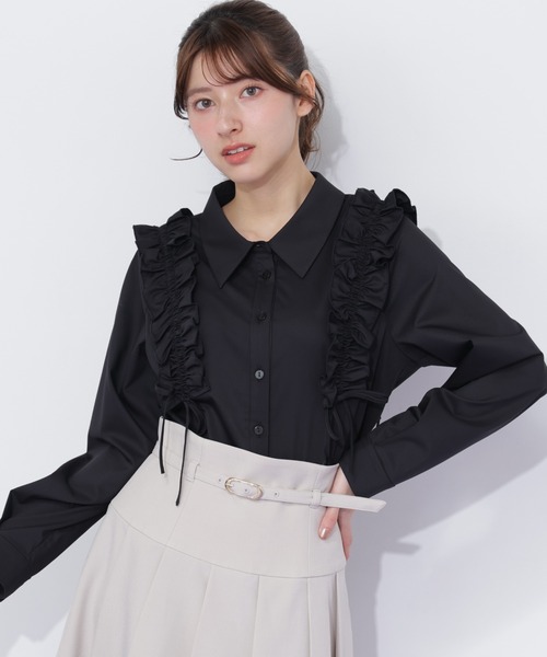 JILL by JILL STUART（ジルバイジルスチュアート）の「ショルダーフリルブラウス（シャツ/ブラウス・レディース・ブラック/ブルー/ホワイト・FREE）」の2枚目の写真