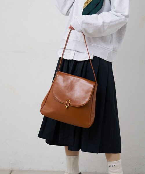 BIRTHDAY BAR(バースデイバー)の「≪ZOZOTOWN先行販売≫ターンロックワンハンドルレザートートバッグ(トートバッグ・レディース・ブラック/キャメル・0)」の4枚目の写真