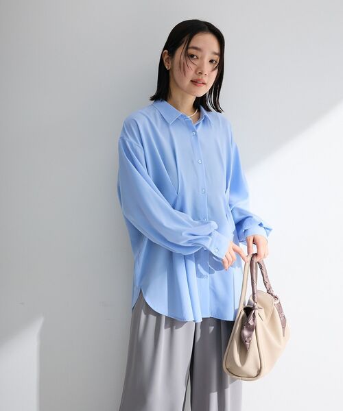 Green Parks(グリーンパークス)の「ウエストタックシャツチュニック(シャツ/ブラウス・レディース・ベージュ/チャコールグレー/アイボリー/サックスブルー・FREE)」の8枚目の写真