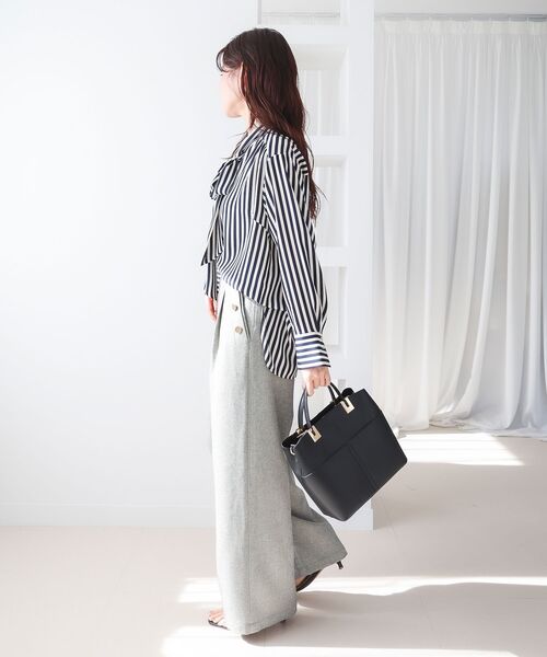 le.coeur blanc（ルクールブラン）の「【日本製】メランジ調マリンワイドパンツ（その他パンツ・レディース・ライトグレー/ネイビー・38/36）」の3枚目の写真