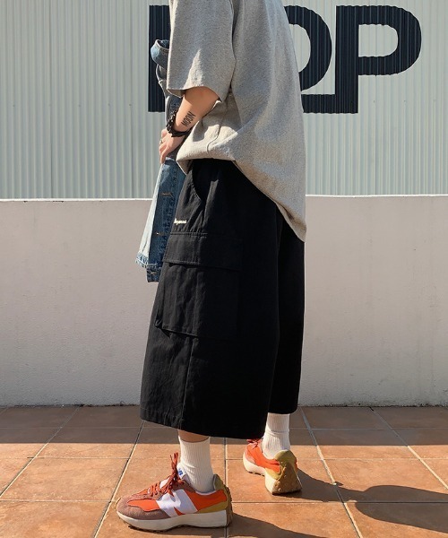 link lot(リンクロット)の「ワイドシルエット ミリタリー カーゴハーフショートパンツ(カーゴパンツ・メンズ・ブラック/アイボリー/ブラウン・L/M)」の13枚目の写真