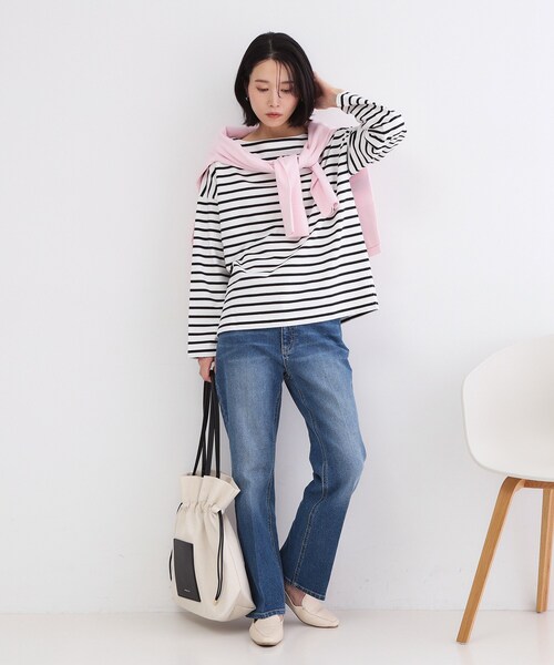 OPAQUE.CLIP(オペークドットクリップ)の「ボーダートップス【洗濯機OK】(Tシャツ/カットソー・レディース・ホワイト系3/ネイビー系2・00)」の4枚目の写真