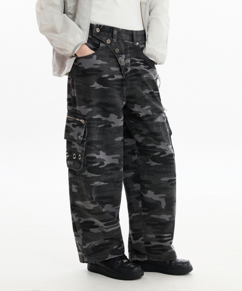 HOODHOOD（フッドフッド）の「アイレットカーゴパンツカモ（スウェットパンツ・レディース・その他・1/2/3/4）」の2枚目の写真