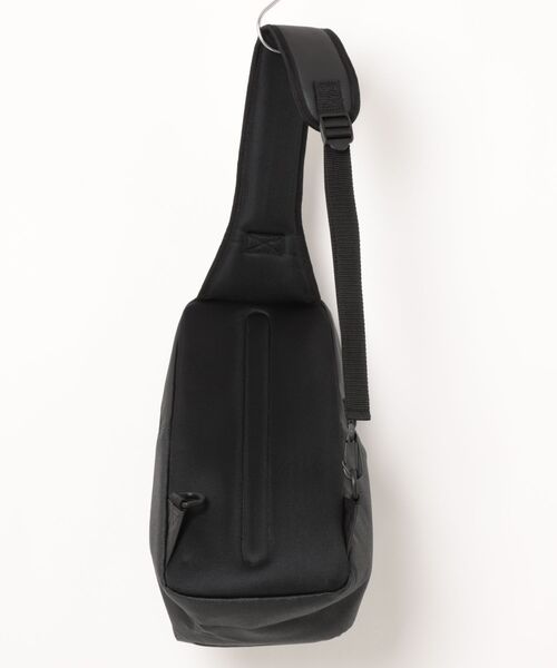 Quiksilver(クイックシルバー)の「QUIKSILVER メンズ W DEFENCER ONE SHOULDER 26SP ショルダーバッグ 【2026年春夏モデル】(ショルダーバッグ・メンズ・ブラック・FREE)」の2枚目の写真