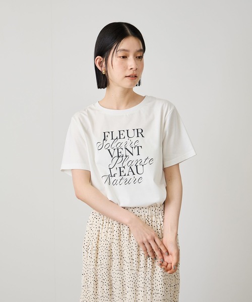 Mac-House（マックハウス）の「Idnes FLEURロゴTシャツ（Tシャツ/カットソー・レディース・ブラック/オフホワイト/ベージュ・FREE）」の4枚目の写真