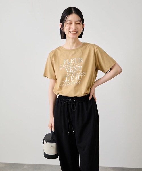 Mac-House（マックハウス）の「Idnes FLEURロゴTシャツ（Tシャツ/カットソー・レディース・ブラック/オフホワイト/ベージュ・FREE）」の12枚目の写真