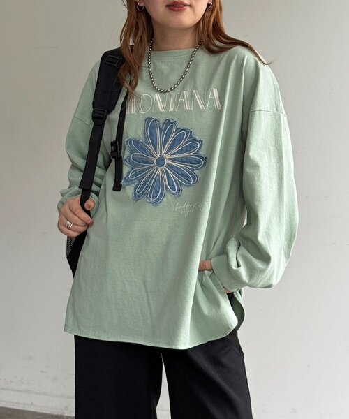 CPCM(シーピーシーエム)の「センハナ刺繍ワッペンロンT(Tシャツ/カットソー・レディース・ネイビー/グリーン系その他/オフホワイト/チャコールグレー/ピンク/グレイッシュベージュ・FREE)」の1枚目の写真