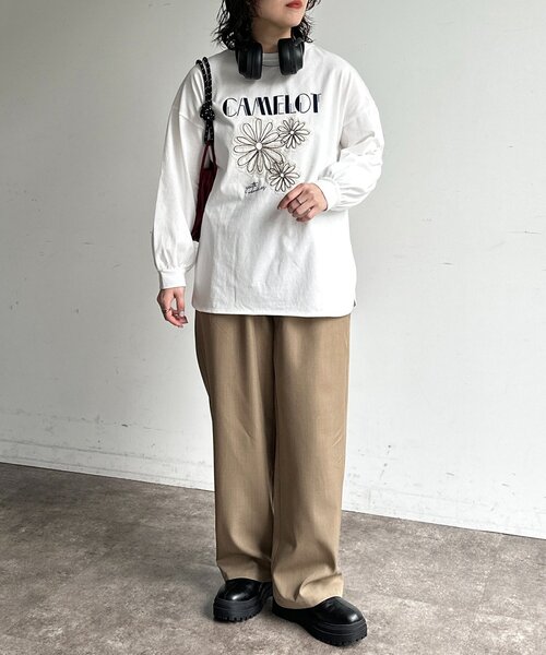CPCM(シーピーシーエム)の「センハナ刺繍ワッペンロンT(Tシャツ/カットソー・レディース・ネイビー/グリーン系その他/オフホワイト/チャコールグレー/ピンク/グレイッシュベージュ・FREE)」の10枚目の写真