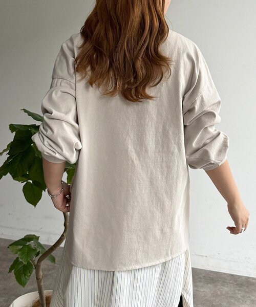CPCM(シーピーシーエム)の「センハナ刺繍ワッペンロンT(Tシャツ/カットソー・レディース・ネイビー/グリーン系その他/オフホワイト/チャコールグレー/ピンク/グレイッシュベージュ・FREE)」の17枚目の写真