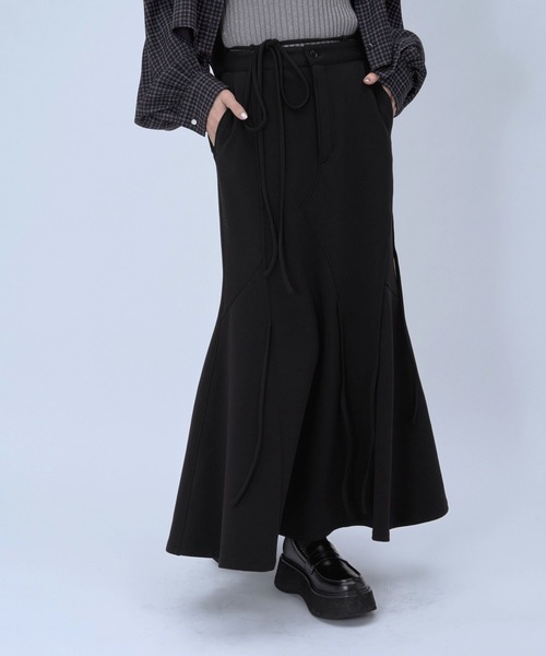 HARE（ハレ）の「アシメストリングポンチマーメイドスカート(HARE)（スカート・レディース・グレー/ブラック・FREE）」の2枚目の写真