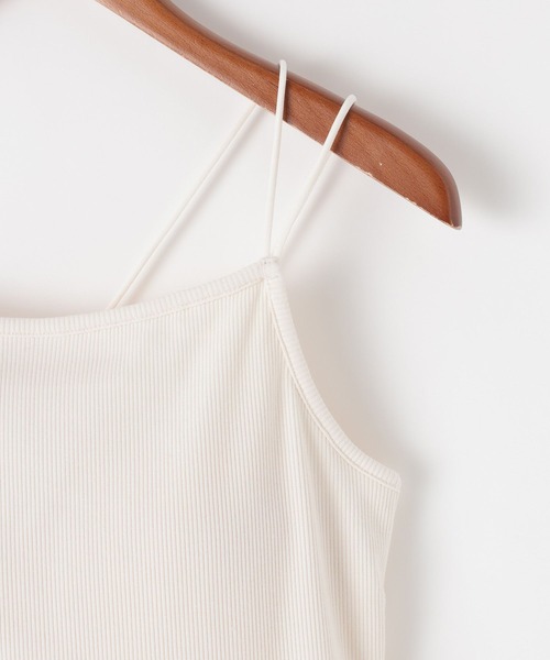 niko and...（ニコアンド）の「クールキープカップ付きキャミソール（キャミソール・レディース・オフホワイト/アイボリー/ブラック/ブラウン・MEDIUM/LARGE）」の13枚目の写真