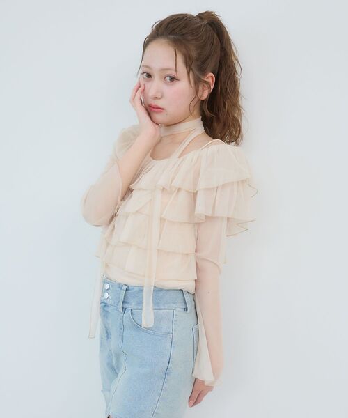 MAJESTIC LEGON(マジェスティックレゴン)の「チョーカーセットチュールフリルトップス(Tシャツ/カットソー・レディース・ブラック/アイボリー/ピンクベージュ/グレー・MEDIUM)」の12枚目の写真