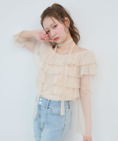 MAJESTIC LEGON(マジェスティックレゴン)の「チョーカーセットチュールフリルトップス(Tシャツ/カットソー・レディース・ブラック/アイボリー/ピンクベージュ/グレー・MEDIUM)」の13枚目の写真