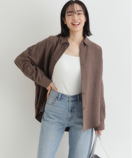 Right-on（ライトオン）の「HONEYSUCKLE ROSE(ハニーサックルローズ)ふわラクカップ付き２ストラップキャミ（タンクトップ・レディース・ブラック/オフホワイト/ブルー・M/L/S）」の2枚目の写真
