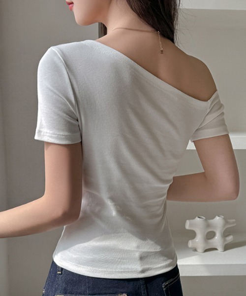 SallyLunn(サリーラン)の「ワンショルフィットカットソー(Tシャツ/カットソー・レディース・ホワイト/ブラック・MEDIUM/LARGE)」の9枚目の写真