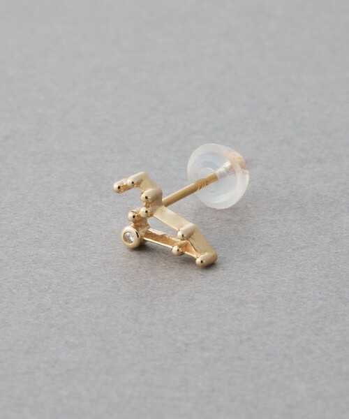 ete（エテ）の「[ゾディアック] K10YG ダイヤモンド ピアス /しし座（ピアス（片耳用）・レディース・イエローゴールド・FREE）」の2枚目の写真