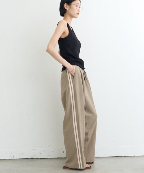 CIAOPANIC TYPY(チャオパニックティピー)の「【UNISEX】タックボリュームワイドスラックスパンツ/サイドラインスラックス(スラックス・レディース・ブラック/グレー/ネイビー/ライトグレー/ベージュ/ブラウン/チャコールグレー/モカ・SMALL/LARGE/MEDIUM)」の17枚目の写真