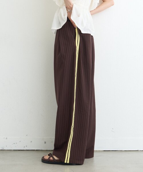 CIAOPANIC TYPY(チャオパニックティピー)の「【UNISEX】タックボリュームワイドスラックスパンツ/サイドラインスラックス(スラックス・レディース・ブラック/グレー/ネイビー/ライトグレー/ベージュ/ブラウン/チャコールグレー/モカ・SMALL/LARGE/MEDIUM)」の22枚目の写真