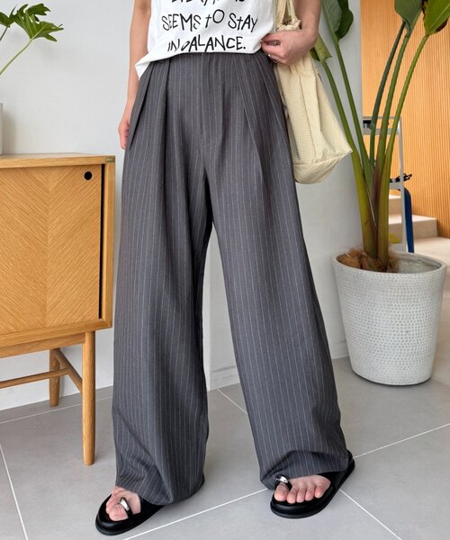 CIAOPANIC TYPY（チャオパニックティピー）の「【UNISEX】タックボリュームワイドスラックスパンツ/サイドラインスラックス（スラックス・レディース・ブラック/グレー/ネイビー/ライトグレー/ベージュ/ブラウン・SMALL/LARGE/MEDIUM）」の14枚目の写真