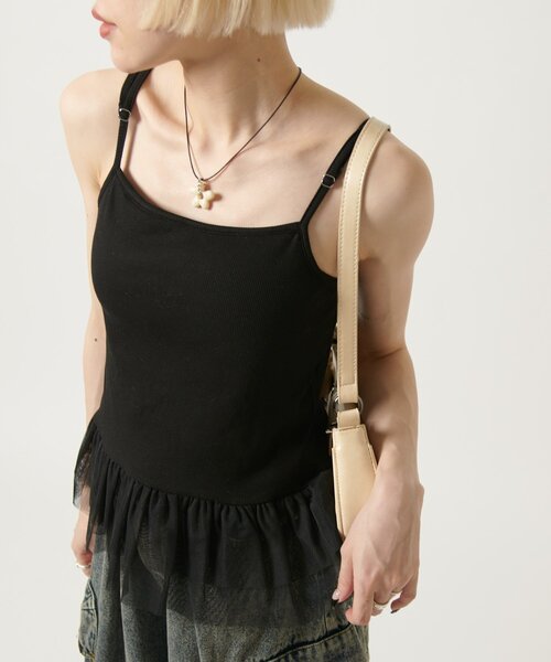 w closet（ダブルクローゼット）の「【カップ付き/3色展開】チュールフリルキャミ 夏服（キャミソール・レディース・ブラック/オフホワイト/ブルー・FREE）」の21枚目の写真