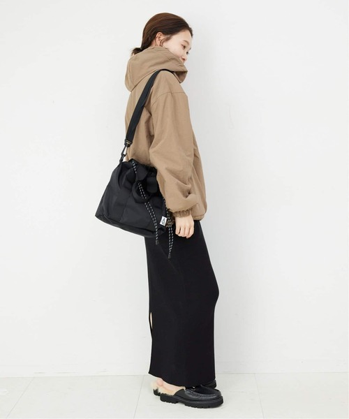 SLOBE IENA（スローブイエナ）の「《追加》DRIFTER/ドリフター HANDLE BUCKET TOTE（ショルダーバッグ・レディース・チャコールグレー/チョコ/ブラック・FREE）」の8枚目の写真