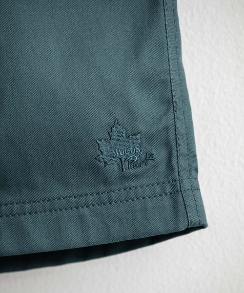 LOGOS(ロゴス)の「LOGOS 20×20ツイルロゴ刺繍イージーワイドショートパンツ(その他パンツ・メンズ・ブラック/ブルーグレー/モスグリーン/オレンジ/ベージュ・M/L/XL)」の8枚目の写真