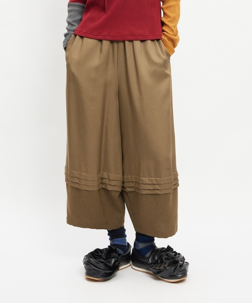 gomme(ゴム)の「3タックツイルパンツ(その他パンツ・レディース・カーキ/ブラック・MEDIUM)」の2枚目の写真