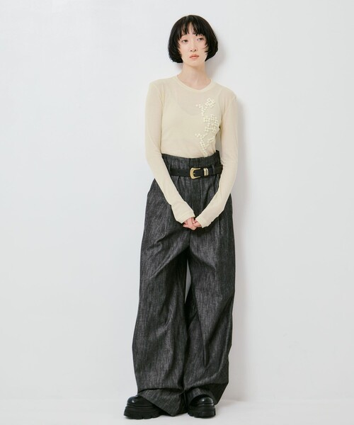 RIV NOBUHIKO(リブノブヒコ)の「【riv nobuhiko/リブノブヒコ】POSY EMBROIDERY TOP/ポピーエンブロイダリートップ(Tシャツ/カットソー・レディース・イエロー・2)」の2枚目の写真