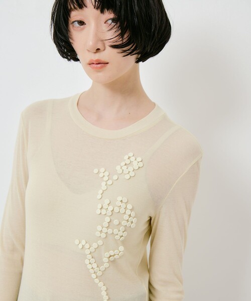 RIV NOBUHIKO(リブノブヒコ)の「【riv nobuhiko/リブノブヒコ】POSY EMBROIDERY TOP/ポピーエンブロイダリートップ(Tシャツ/カットソー・レディース・イエロー・2)」の8枚目の写真