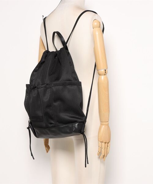 ADAM PATEK(アダムパテック)の「【ADAM PATEK】Leather trimmed mesh drawstring bag(バックパック/リュック・メンズ・ブラック・FREE)」の14枚目の写真