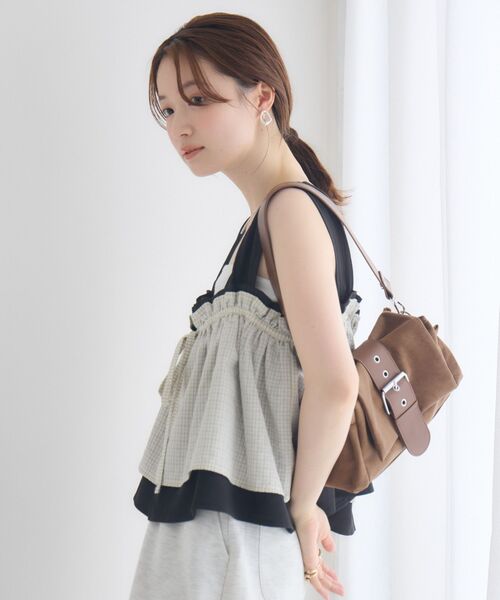 RETRO GIRL(レトロガール)の「ベルトバックルミニバッグ(ショルダーバッグ・レディース・ブラック/ブラウン/オフホワイト・ONE SIZE)」の8枚目の写真