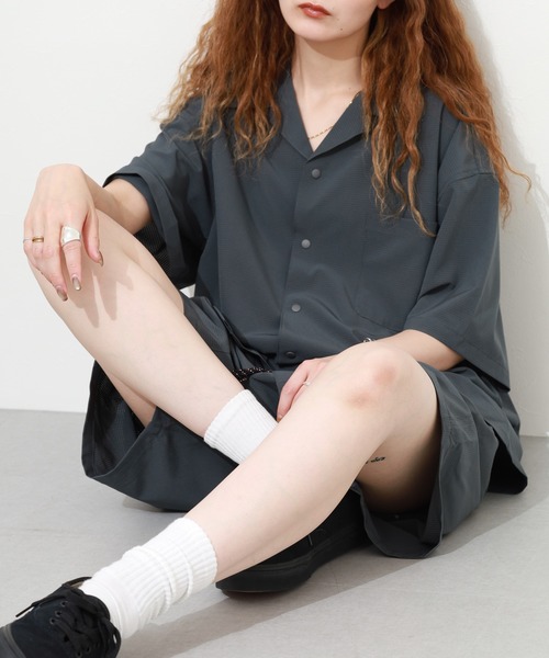 FUNALIVE(ファンアライブ)の「MANYMENMANYMINDS / AIRLEAKFABRIC/半袖オープンカラーシャツ/ショートパンツ/セットアップ(セットアップ・メンズ・ブラック/チャコール・L/M)」の15枚目の写真
