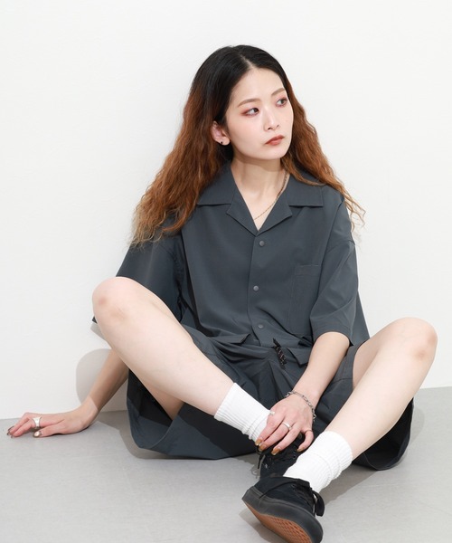 FUNALIVE(ファンアライブ)の「MANYMENMANYMINDS / AIRLEAKFABRIC/半袖オープンカラーシャツ/ショートパンツ/セットアップ(セットアップ・メンズ・ブラック/チャコール・L/M)」の17枚目の写真
