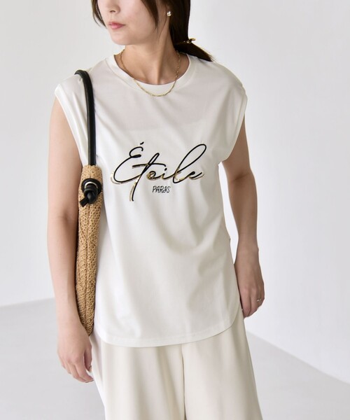 quaranciel（カランシエル）の「quaranciel:〈洗濯機可能〉スパンコール ロゴ 刺繍 フレンチスリーブ TEE（Tシャツ/カットソー・レディース・チャコールグレー/オフホワイト・ONE SIZE）」の14枚目の写真