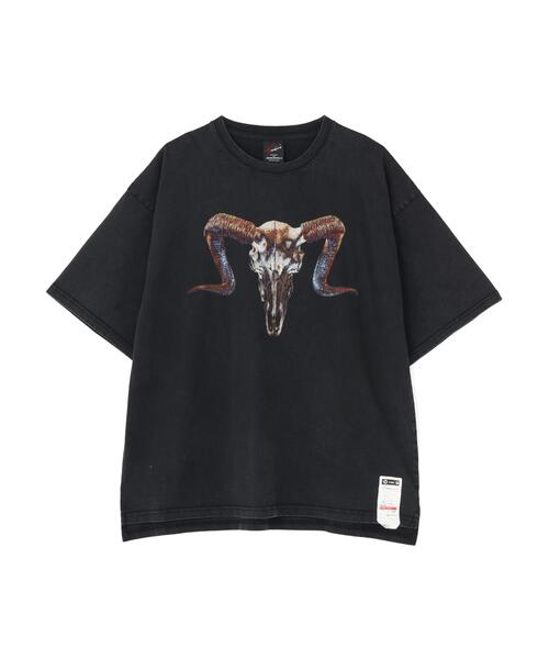 ADAM PATEK(アダムパテック)の「ADAMPATEK/アダムパテック/RED:BANSHEE SPIKE THRONE Graphic short sleeve t-shirt(Tシャツ/カットソー・レディース・ブラック・2/1)」の1枚目の写真