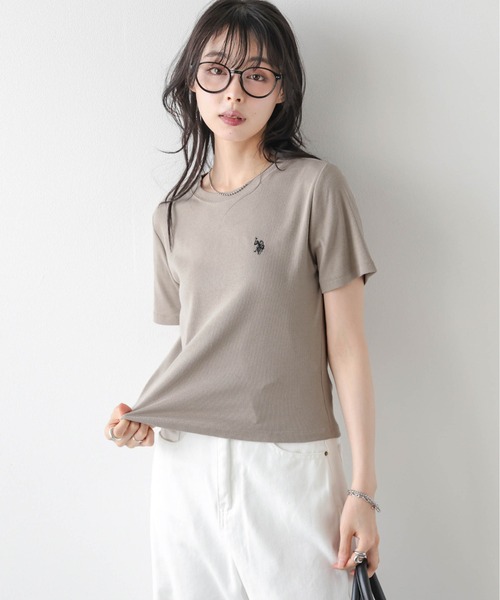 La-gemme（ラジェム）の「U.S. POLO ASSN. 別注 ロゴ刺繍 Tシャツ（Tシャツ/カットソー・レディース・ホワイト/モカ/ネイビー/ベージュ/グレー/ピンク/ブラック・フリー）」の12枚目の写真