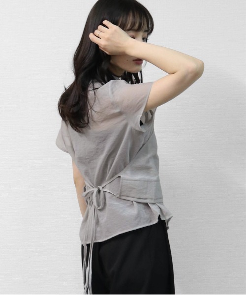 THE CELL.(ザセルドット)の「キャミレイヤード シアーシャツ CAMISOLE LAYERED SHEER SHIRT(シャツ/ブラウス・レディース・グレー/ブラック/ブラウン・FREE)」の17枚目の写真