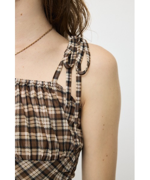 MOUSSY(マウジー)の「ASYMMETRY GATHER トップス(タンクトップ・レディース・ブルー系その他/ブラック/アイボリー/ブラウン系その他・FREE)」の19枚目の写真