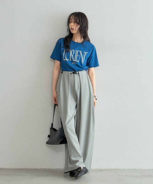 &. NOSTALGIA（アンドドットノスタルジア）の「カラーロゴプリントTシャツ（Tシャツ/カットソー・レディース・ブルー/オフホワイト・FREE）」の5枚目の写真