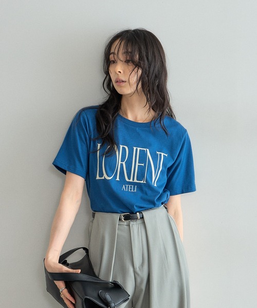 &. NOSTALGIA（アンドドットノスタルジア）の「カラーロゴプリントTシャツ（Tシャツ/カットソー・レディース・ブルー/オフホワイト・FREE）」の6枚目の写真