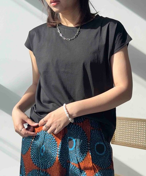AS KNOW AS plus(アズノゥアズプラス)の「〇コットン シンプルフレンチスリーブTシャツ(Tシャツ/カットソー・レディース・ブラック/ホワイト/ブラウン/ダークグレー・FREE)」の18枚目の写真