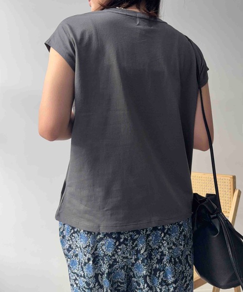 AS KNOW AS plus(アズノゥアズプラス)の「〇コットン シンプルフレンチスリーブTシャツ(Tシャツ/カットソー・レディース・ブラック/ホワイト/ブラウン/ダークグレー・FREE)」の11枚目の写真