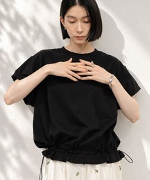 フリルヘムドロストプルオーバー