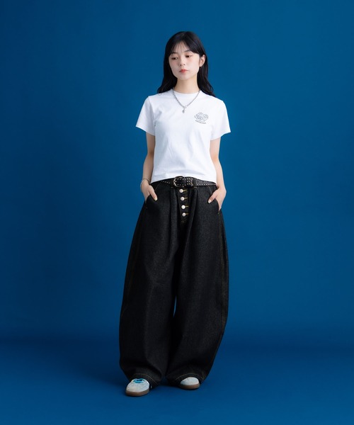Remember.(リメンバー)の「ハートパッチポケットワイドデニムパンツ / Heart Patchpocket Wide Denimpants(デニムパンツ・メンズ・ブラック/ネイビー・LARGE/MEDIUM)」の13枚目の写真