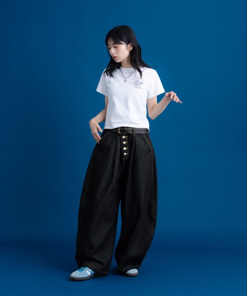 Remember.(リメンバー)の「ハートパッチポケットワイドデニムパンツ / Heart Patchpocket Wide Denimpants(デニムパンツ・メンズ・ブラック/ネイビー・LARGE/MEDIUM)」の16枚目の写真