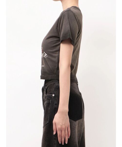 EMODA（エモダ）の「リボンプリントTシャツ（Tシャツ/カットソー・レディース・グレー/ピンク/ブラック・FREE）」の4枚目の写真