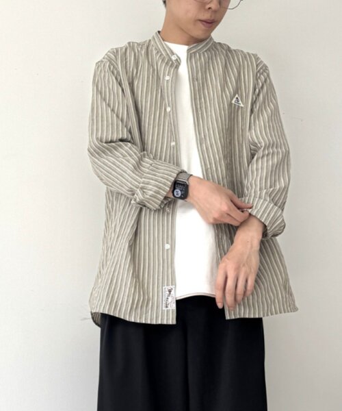 GEVACO(ゲバコ)の「【GEVACO】バンドカラーワッペンシャツ(シャツ/ブラウス・メンズ・ベージュ/ネイビー・MEDIUM/LARGE)」の9枚目の写真